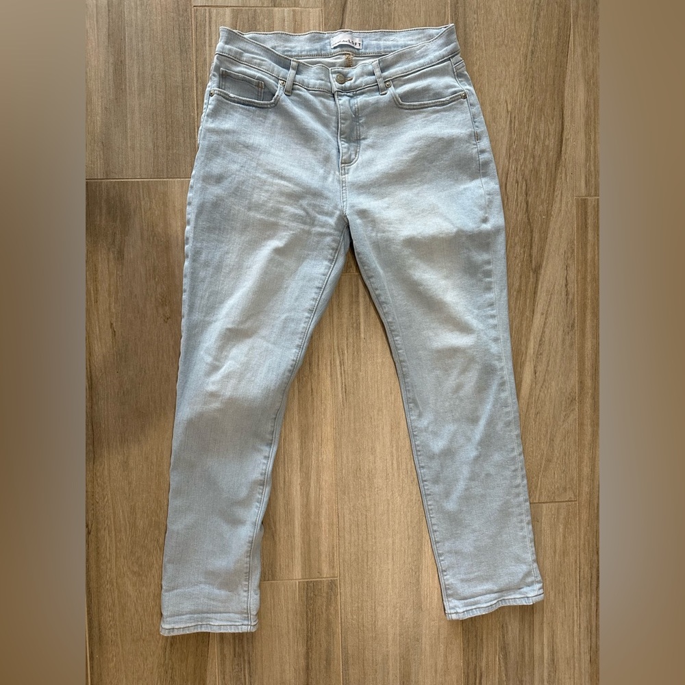 LOFT super soft The girlfriend jeans 28 / 6 Petite